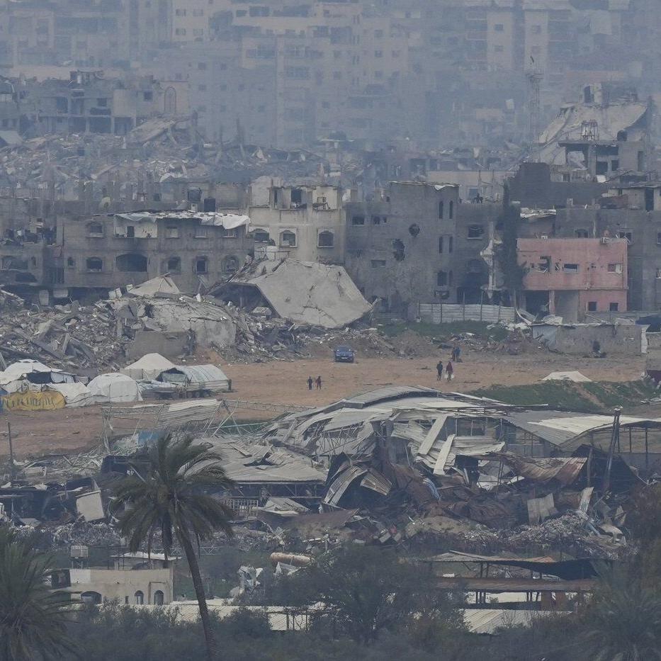 Trump repeats pledge to take control of Gaza even as pressure mounts to renew ceasefire